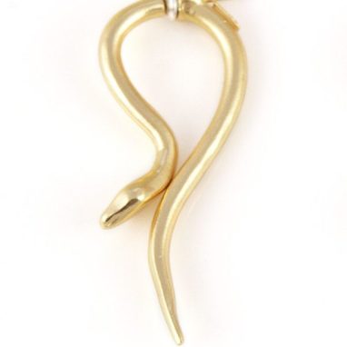 hOOKED-EARRINGS-GOLD-PLATED-BRONZE-2-600x600
